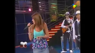 Video of Marcela Baños upskirt oops shows her ass under the mini skirt