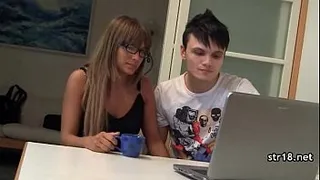 Cute y. Fucks Sensual