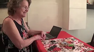 old italian slut aunt fucked by young man