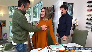 Step Mom's Thanksgiving Gangbang - Aderes Quin, Robby Echo, Donnie Rock, Axel Haze