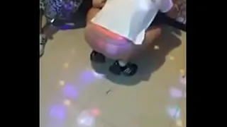 [Korean porn] Putting panties on in karaoke - Korean porn - Daughter.com