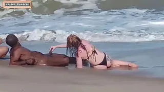 We had sex with a stranger on the beach and he left us both all fucked up