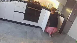 Real cheating. Wife fucks a neighbor in the kitchen.