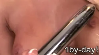 Vibrator dives deep in her pussy!