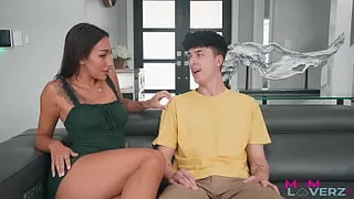 Sisi Rose Stepson Creampie - S3E7