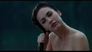 Megan Fox, Amanda Seyfried - Jennifer's Body
