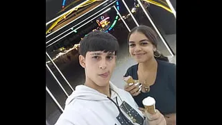 BLOG IN SPANISH - I go for a walk with my BIG ASS BRUNETTE GIRLFRIEND - surprise at the end of the blog - hot boyfriends
