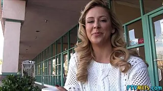 Milf vibrates pussy pov