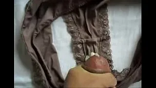 Cum on Marya´s dirty panties