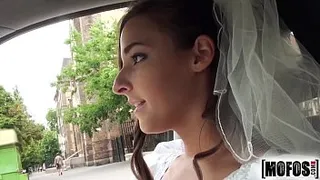 Mofos.com - Amirah Adara - Stranded Teens