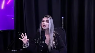People want to see more of her pussy, and she has filmed with several girls - Melody Antunes