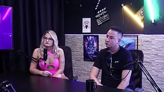 He didn't like seeing his girlfriend giving her ass, but she got used to it, and they left the swing for the motel with ten people - Bruna Carlos and Matheus Caetano