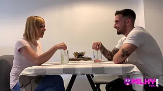 They met your on Tinder and fucked her ... Horny Spanish milf