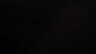 Twerking slut gets fingered