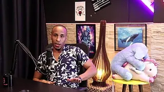 black Top Delícia says he lived in the whorehouse because he thought he had a small dick