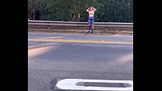 I found a prostitute on the corner, I asked her to give me a blowjob, she wanted 100$ and I asked for a discount, she only sucked the head! I took it to the vacant lot for a delicious blowjob