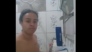 WASHING MY PUSSY AND MOVING HARD IN THE SHOWER