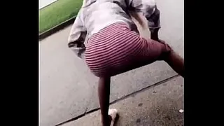Kayla ass shaking