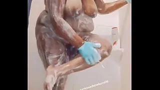 Ebony bbw shaking fat ass in shower