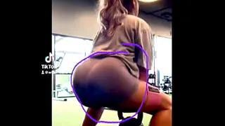 Big booty latina Alma Aviles showing off for Tik Tok