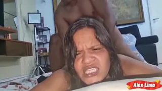 Paty Bumbum is very naughty and waited for me to be alone at home to come and give me her pussy, and I didn't waste any time putting my dick in the hottie