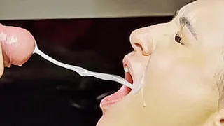 The Bunny sat on the black guy's dick rubbing her pussy until it throbbed and got warm milk - Complete on Cassiflix