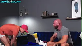 Assrimmed twink bottom bareback drilled by top hunk