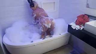 Relax between scenes