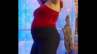 Hotwife Steffi business casual pussy dance