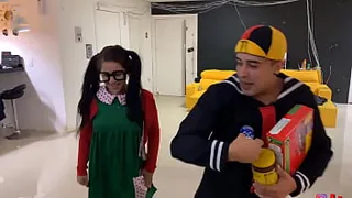 parodia, Kiko and Chika drag the doces and passes