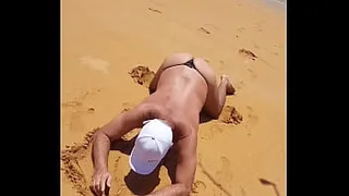 Ladysilva crossdress hot ass in panties on the beach