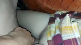 Young real student! He secretly fucks her at night when everyone is resting, Innocent stepdaughter is her perverted stepfather's semen bag, real homemade, 18