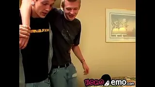 Emo twinks exchanging blowjobs in sixty nine pose