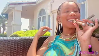 Jenna Foxx Outdoor Pussy Rub - Smoker Beauty Horny