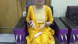 Husband surprises his wife on her birthday by giving her sexual pleasure in hindi audio