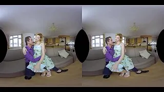 Anny Aurora is a vintage housewife in VR