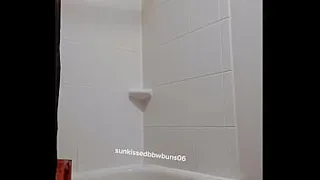 Ebony bbw thick ass taking shower