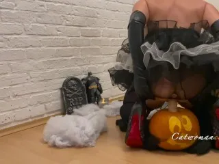 Catwoman fucks pumpkin in Halloween cosplay - BIG TITS, HIGH HEELS