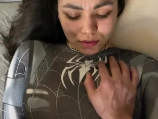 Soggy Pussy and Cumshot New Madame Spider