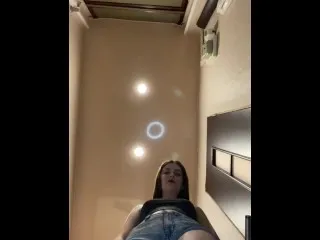 Foot Fetish: Goddess with Huge Feet