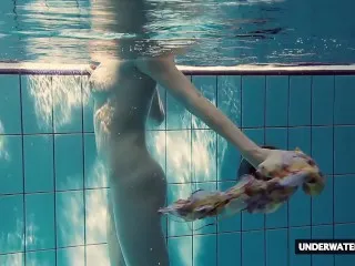 Lera Swims in Pool, Big Tits Bounce