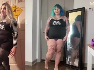 Big BBW Strips Out of Old Skinny Clothes (Comparison Pics)