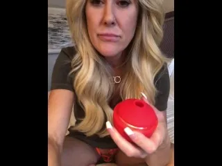 Brandi Love reviews 'Seductive Forbidden Apple Toy'