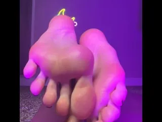 SoftFeetFootWorship 😙