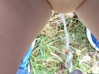 Outdoor Pissing MILF - Hot Cum Shots!