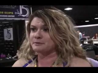 Jiggy Jaguar, Kimmie Kaboom - Exxxotica Booth Action