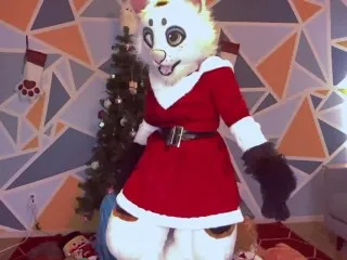 Nori's Xmas Striptease: Holiday Pleasure