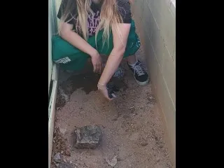 Public Teen Urination Porn