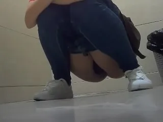 Immediate Pissing at Mall Private Room