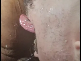 Golden Shower Blowjob - Squirting Pee Facial